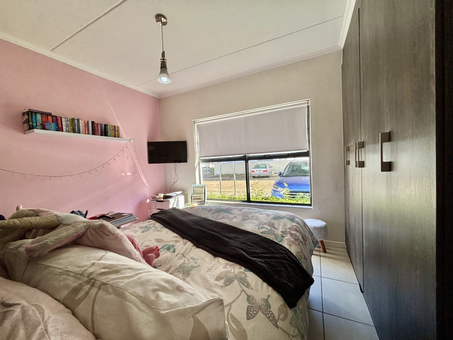 To Let 3 Bedroom Property for Rent in Sandown Western Cape